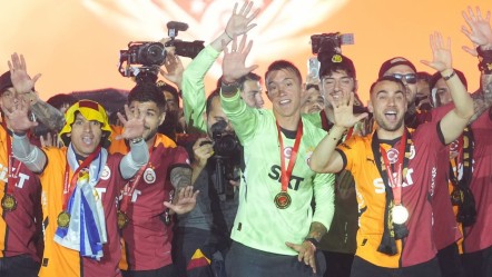 Galatasaray'da Fernandao Muslera'ya veda! Yeni kaptanlar belli oldu - Spor