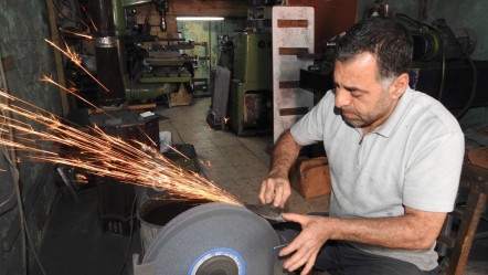 Kurbanın kabul olması onların ustalığına bağlı! En iyi bıçaklar için mesaiyi arttırdılar - Yaşam