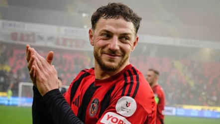 Mustafa Eskihellaç kimdir, nereli, istatistikleri nasıl? Türkiye'nin ABD ve Meksika ile oynayacağı maçın aday kadrosu belli oldu! - Haberler