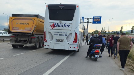Bursa'da yolcu otobüsünün çarptığı yaşlı adam hayatını kaybetti - 3. Sayfa