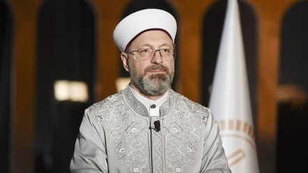 Diyanet İşleri Başkanı Ali Erbaş Mekke-i Mükerreme’de konuştu: İnsanlık için inisiyatif almak zorundayız - Gündem