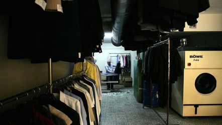 Kuru temizleme tesisinde kan donduran olay! Çamaşırların arasından bebek cesedi çıktı - Dünya