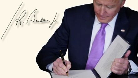 ABD'de 'Autopen' krizinde yeni dalga! Biden'ın yerine belgeleri imzalayan 4 kişi ortaya çıktı - Dünya