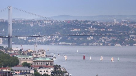 İstanbul Boğazı'nda gemi trafiği geçici olarak çift yönlü askıya alındı - Yaşam