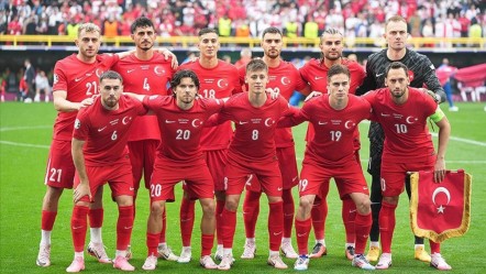 Hakan Çalhanoğlu, Uğurcan Çakır ve Mustafa Hekimoğlu kadrodan çıkarıldı! - Spor