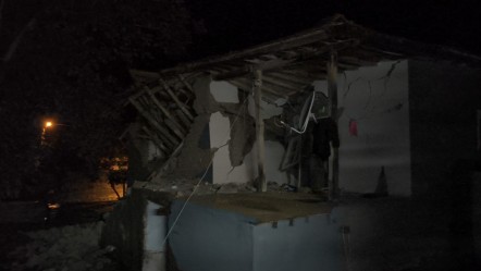 Kırşehir'i sel vurdu! Bir ev çöktü, üç ev tahliye edildi - 3. Sayfa