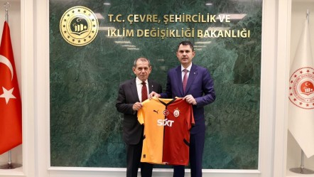 Bakan Kurum, Galatasaray Spor Kulübü Başkanı Özbek’i kabul etti - Spor