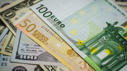 Dolar irtifa kaybediyor! Euro 45 liraya dayandı - Ekonomi