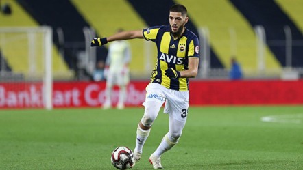 Eski yıldızdan olay sözler! Fenerbahçe'yi yerden yere vurdu, o teknik direktörü hedef aldı - Spor