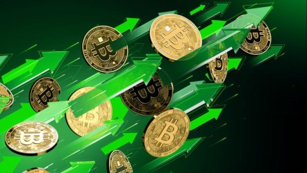 Bitcoin uçuşa geçti! Uzman isim "zirve denemesi" dedi: 115 bin dolar olabilir - Ekonomi