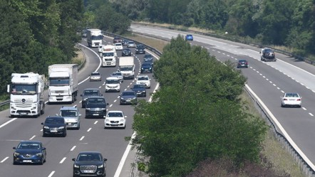 Tatilciler yollara çıktı! Bolu ve Düzce'de bayram yoğunluğu başladı - Gündem