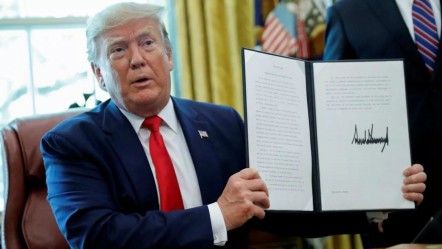 ABD Başkanı Trump'tan 12 ülkeye seyahat yasağı! Listede hangi ülkeler var? - Dünya