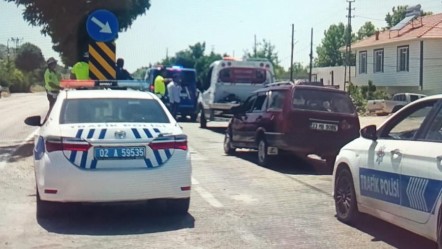 Adıyaman'da trafik kazası: 5'i çocuk 7 yaralı var - 3. Sayfa