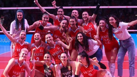 A Milli Kadın Voleybol Takımı kadrosu: Filenin Sultanları Milletler Ligi kadrosunda kimler var? - Haberler