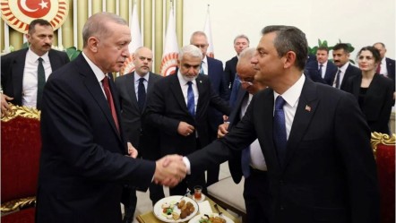 Cumhurbaşkanı Erdoğan, CHP lideri Özel ile görüştü! Zeyrek için geçmiş olsun telefonu - Gündem