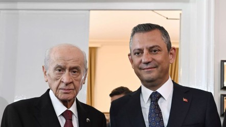 Devlet Bahçeli'den Özgür Özel'e 'geçmiş olsun' telefonu - Gündem