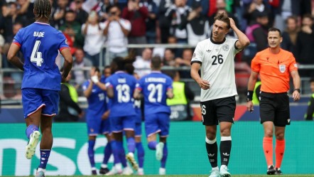 UEFA Uluslar Ligi'nde üçüncülük kupası Fransa'nın! Almanya'yı 2-0 ile geçtiler - Spor
