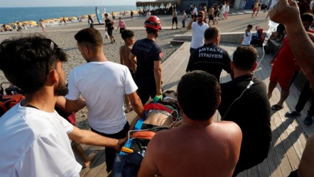 Antalya'da feci olay: Falezlerden ölümüne atlayış denemesi hastanede bitti! - 3. Sayfa