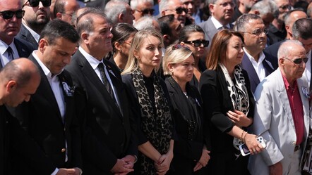 Ferdi Zeyrek cenaze törenine kimler katıldı? Manisa Büyükşehir Belediye Başkanı Ferdi Zeyrek son yolculuğuna uğurlandı - haberler