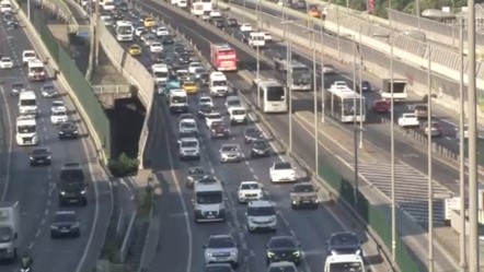 Kurban Bayramı sona erdi! İstanbul'da ilk iş gününde trafik çilesi başladı - Gündem