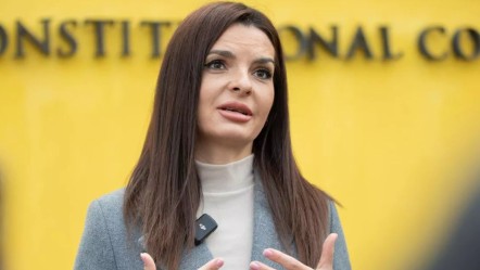 Gagauz liderine bir darbe daha! Ev hapsi uzatıldı - Dünya