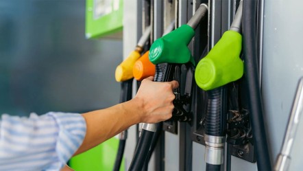 Güncel akaryakıt fiyatları 12 Haziran: Benzine mazota zam var mı, akaryakıta indirim gelecek mi? - Haberler