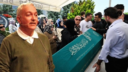 Cumhurbaşkanı Erdoğan'ın sınıf arkadaşıydı! Usta oyuncu Hüseyin Goncagül son yolculuğuna uğurlandı - Magazin