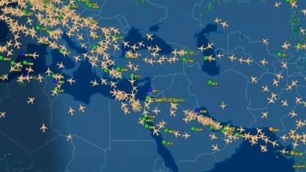 İsrail İran’ı vurdu, havada kaos yaşandı! İstanbul Havalimanı’na acil iniş - Dünya