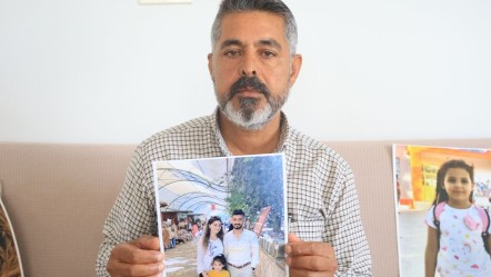 O gün adeta yok oldular! Acılı baba elinde fotoğraflarla her yerde arıyor - Gündem