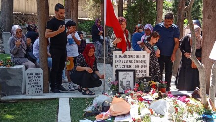 Elektrik çarpması sonucu hayatını kaybetmişti! Babalar Günü’nde Ferdi Zeyrek’in kabrine ziyaretçi yağmuru - Gündem