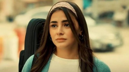 Oyuncu Hazal Çağlar ünlü futbolcuyla nişanlandı! İşte törenden kareler... - Magazin