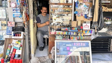 Yurt dışından sipariş yağıyor! 2 metrekarelik dükkandan kazandığıyla 3 evladını okutup meslek sahibi yaptı - Yaşam
