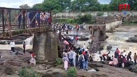 Hindistan'da köprü çöktü, turist grubu nehre düştü! Çok sayıda ölü, yaralı ve kayıp var - Dünya