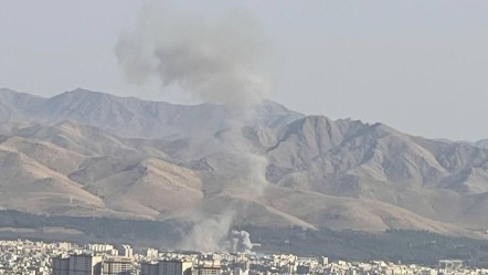 Tahran patlamalarla sarsıldı! 3. bölge hedefte - Dünya
