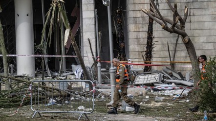 İran füze yağdırdı, İsrail'de 3 bine yakın insan tahliye edildi! - Dünya