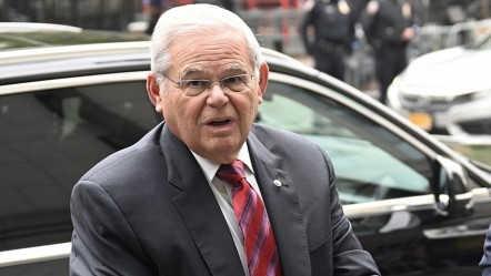 Türkiye düşmanı ABD'li eski senatör Bob Menendez hapsi boyladı! - Dünya