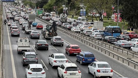 TÜİK açıkladı! Trafiğe kayıtlı araç sayısı arttı - Gündem