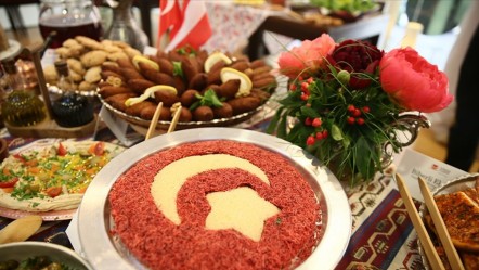 Baklavadan kahveye lezzet şöleni! Türk mutfağı İngiltere’de sahne aldı - Yaşam