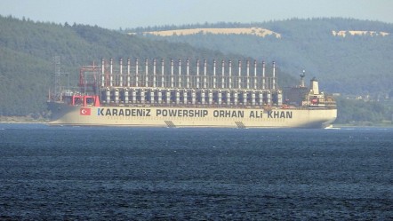 Dünyanın en büyüklerinden! 289 metrelik dev Çanakkale Boğazı'ndan geçti - Ekonomi