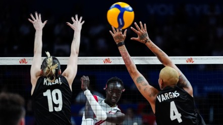 Filenin Sultanları doludizgin! Kanada'yı da set vermeden geçtik - Spor