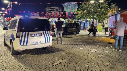 Kocaeli'de bıçaklı kavga: 1 kişi yaralandı - 3. Sayfa