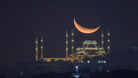 Mevlid Kandili ne zaman? Rebiülevvel ayının 12. gecesi idrak edilecek - Haberler