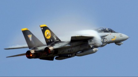 Çatışmalar tırmanıyor! 3 F-14 savaş uçağı hedef alındı - Dünya