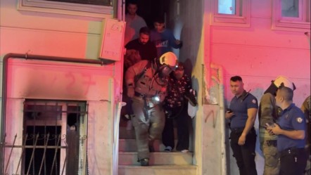 Esenyurt'ta yangın paniği! İnsanlar gece yarısı tahliye edildi - 3. Sayfa