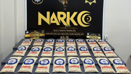 Kilis'te motosiklette 209 bin captagon ele geçirildi - Gündem