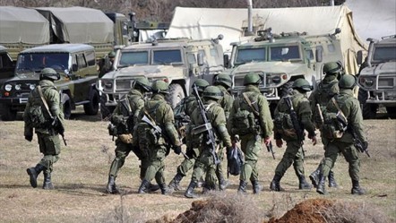 Ukrayna topraklarında kaç Rus askeri var? Zelenskiy sayıyı açıkladı - Dünya