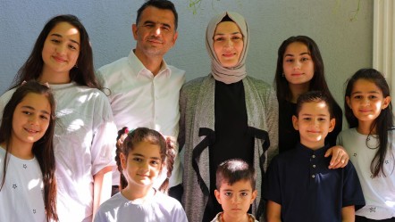 Bakan Tekin o aile için talimat vermişti: 7 çocuklu öğretmen çift hem şaşırttı hem gülümsetti - Yaşam
