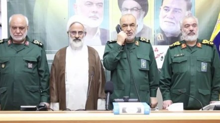 Devrim Muhafızları savaş odasından seslendi! "Gönüllü güçler seferber edilecek" - Dünya