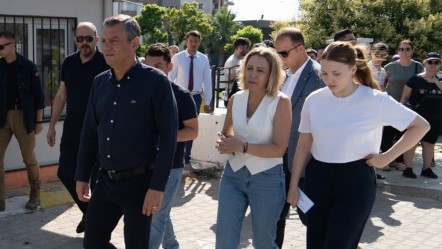 TYT'de yanındaydı! Özgür Özel, Nehir Zeyrek'i AYT'de de yalnız bırakmadı - Gündem
