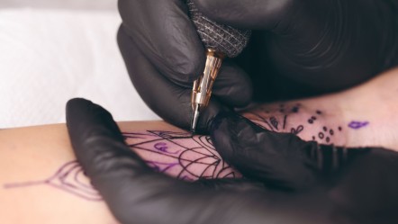 Dövme, riski artırıyor! Lenfoma ve cilt kanseri için tehlike - Sağlık